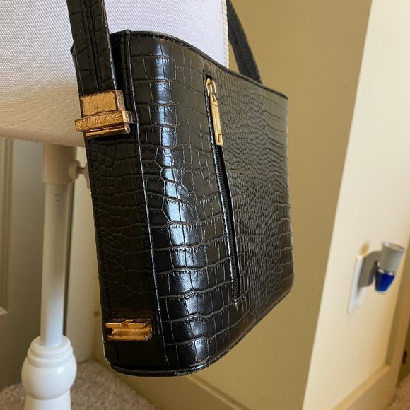 SAMOE | Black Crossbody Alligator Leather Pattern - Picture 9 of 9